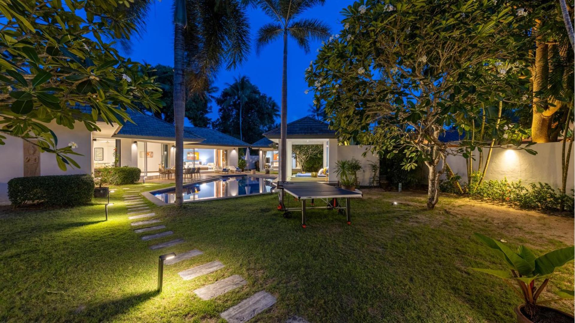 Villa Velaya Blue At Lipa Noi