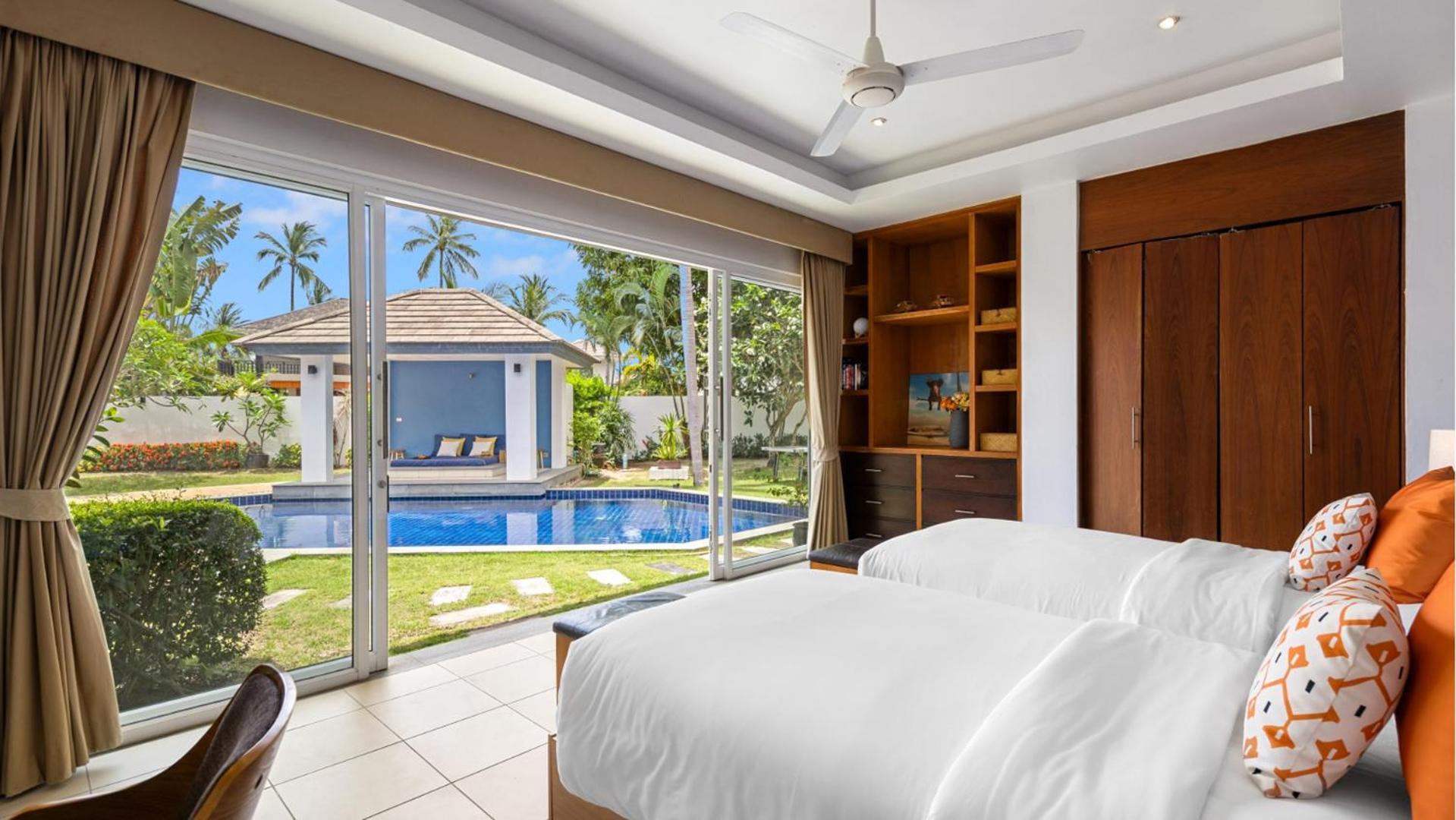 Villa Velaya Blue At Lipa Noi *